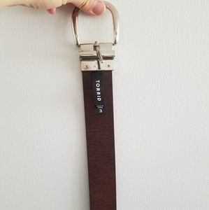 Torrid reversible black/brown belt size 3